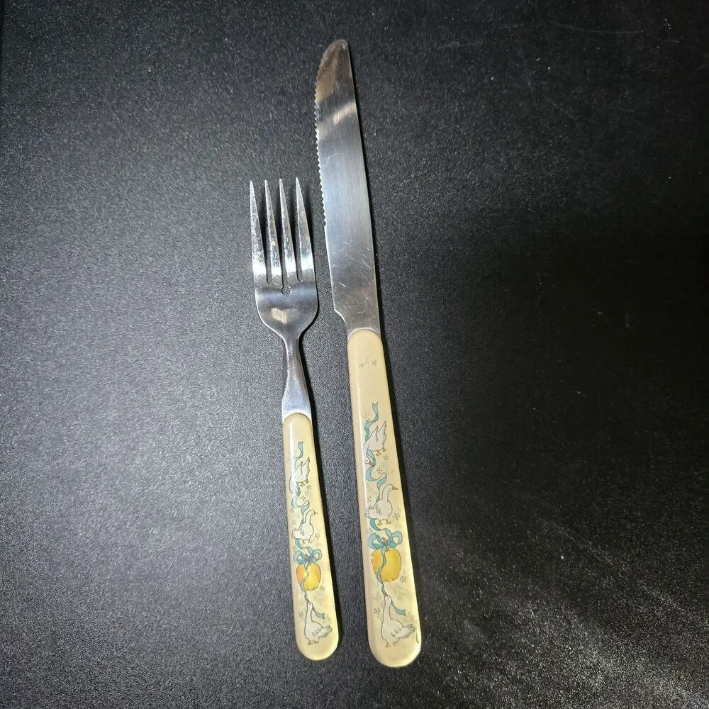 International Tableworks Marmalade Goose Apple Blue Ribbon Fork Knife 90s 80s